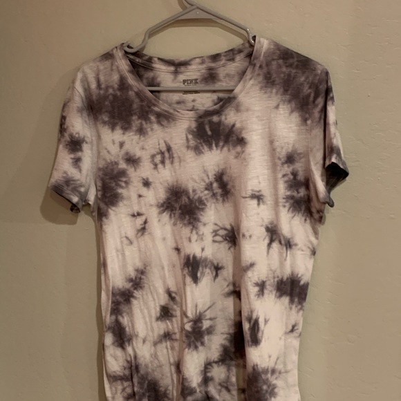 VS pink tee shirt - Picture 2 of 2